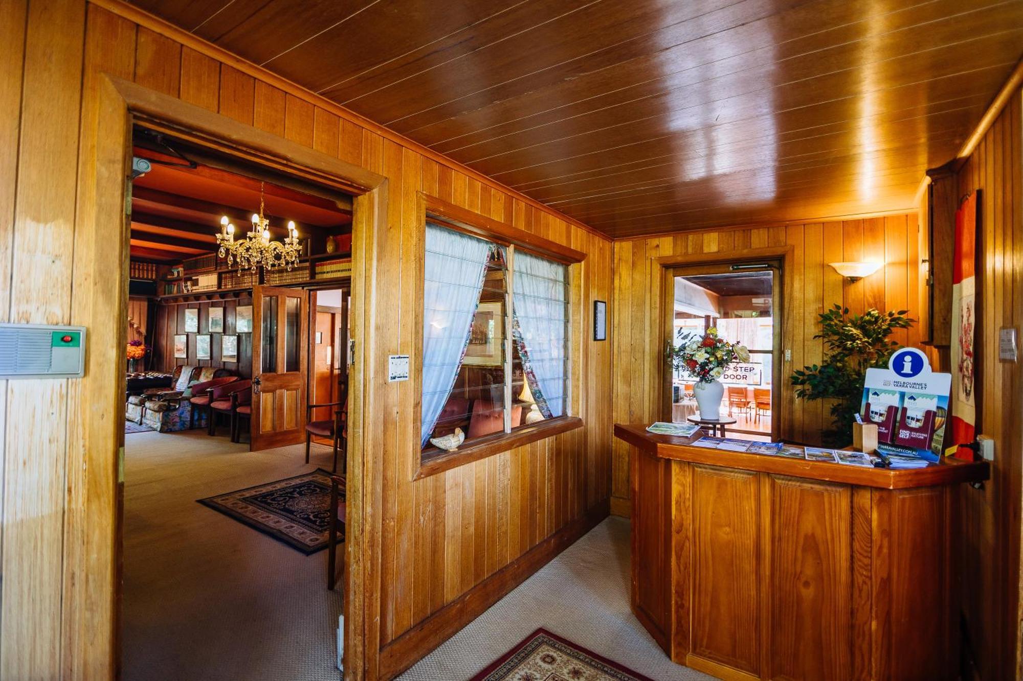 Warburton Lodge Buitenkant foto
