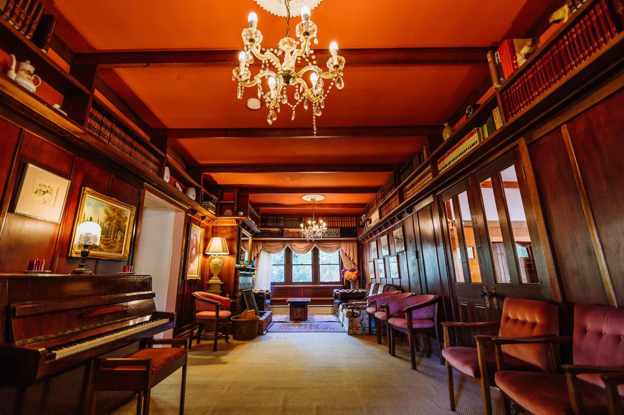 Warburton Lodge Buitenkant foto